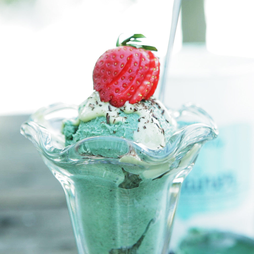 Spirulina Banana Coconut Ice Cream Choc & Juice